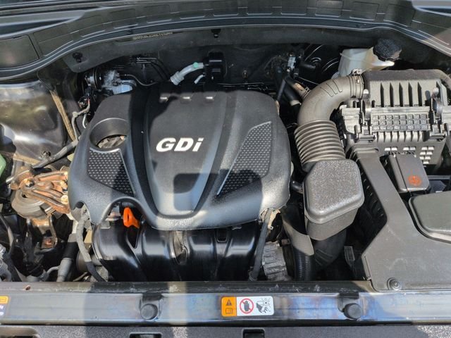 Used 2014 Black Hyundai Base image 29