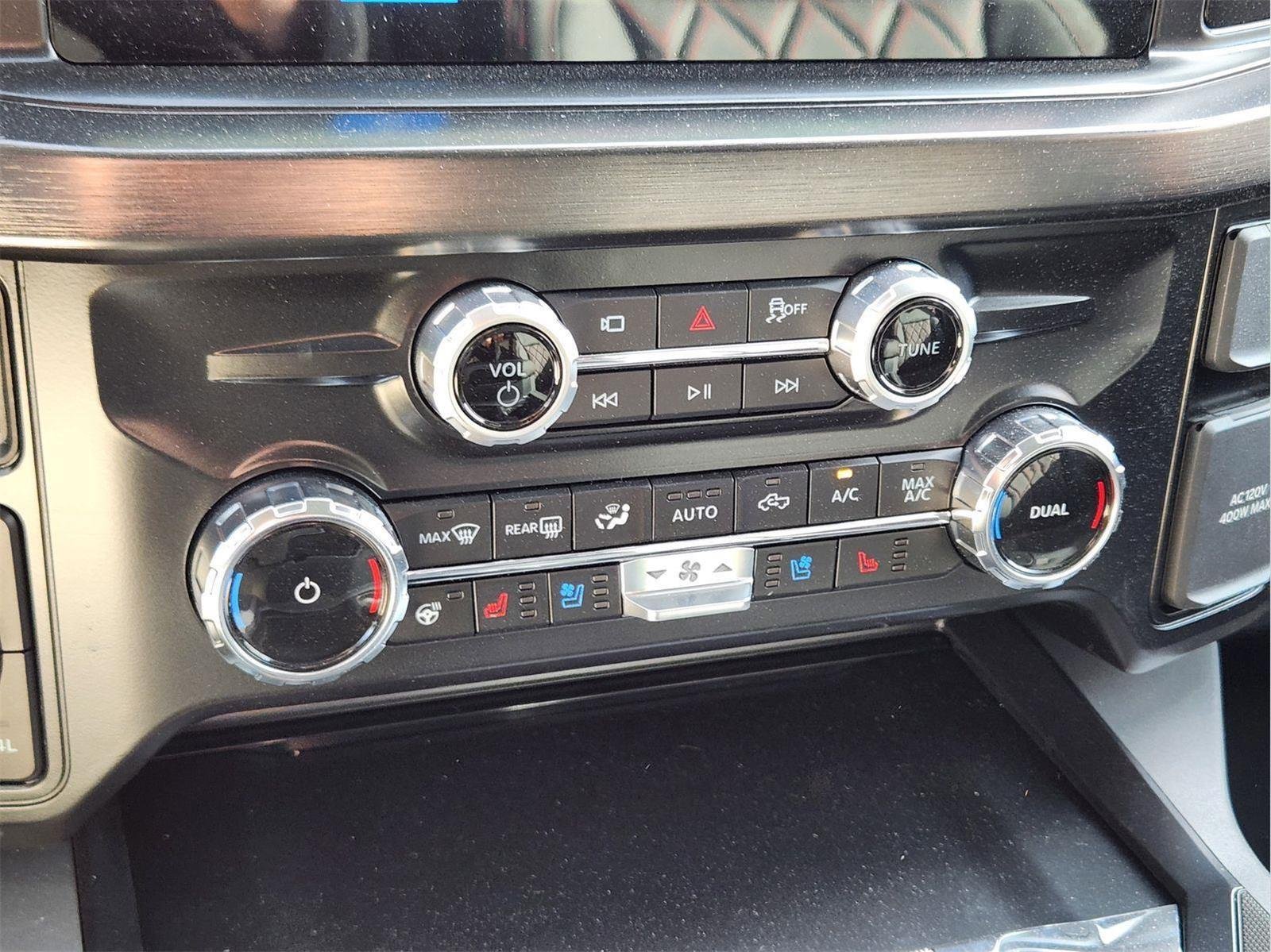 New 2026 Agate Black Metallic Ford F-250® Lariat® image 15