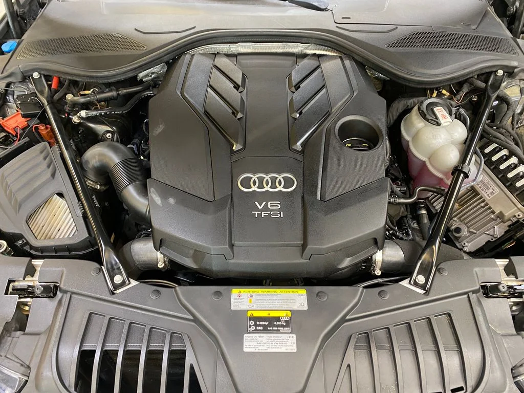 Used 2019  Audi L 55 image 10
