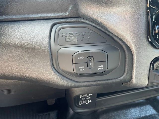 2025 RAM 2500 Tradesman - Photo 14