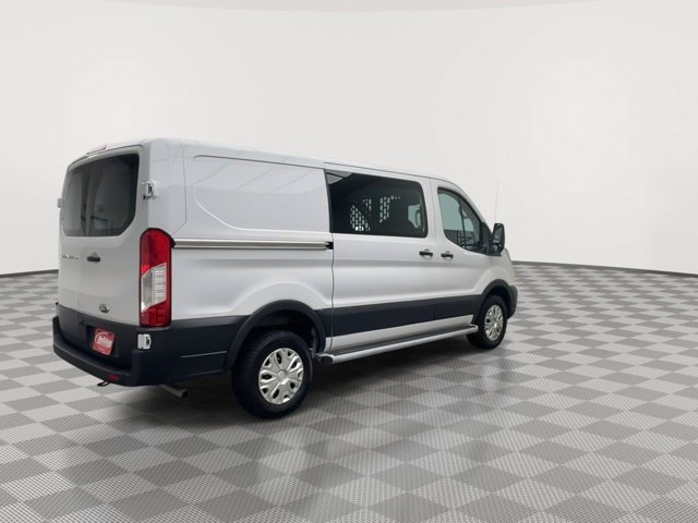 Used 2025 Oxford White Ford 250 image 29