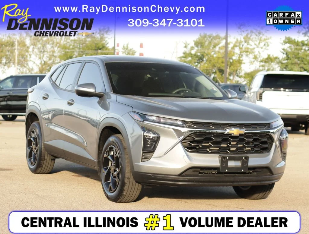 2025 Chevrolet Trax LS's photo