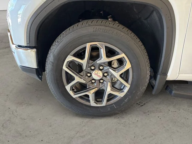 New 2026 White GMC SLT image 15