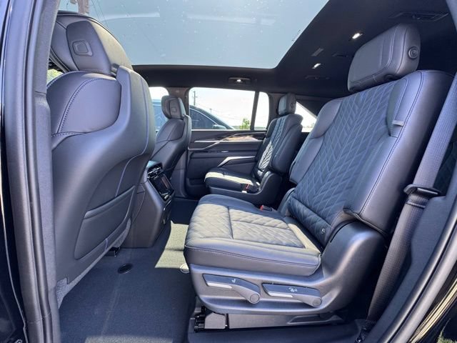 2026 Cadillac Escalade IQ Luxury - Photo 31