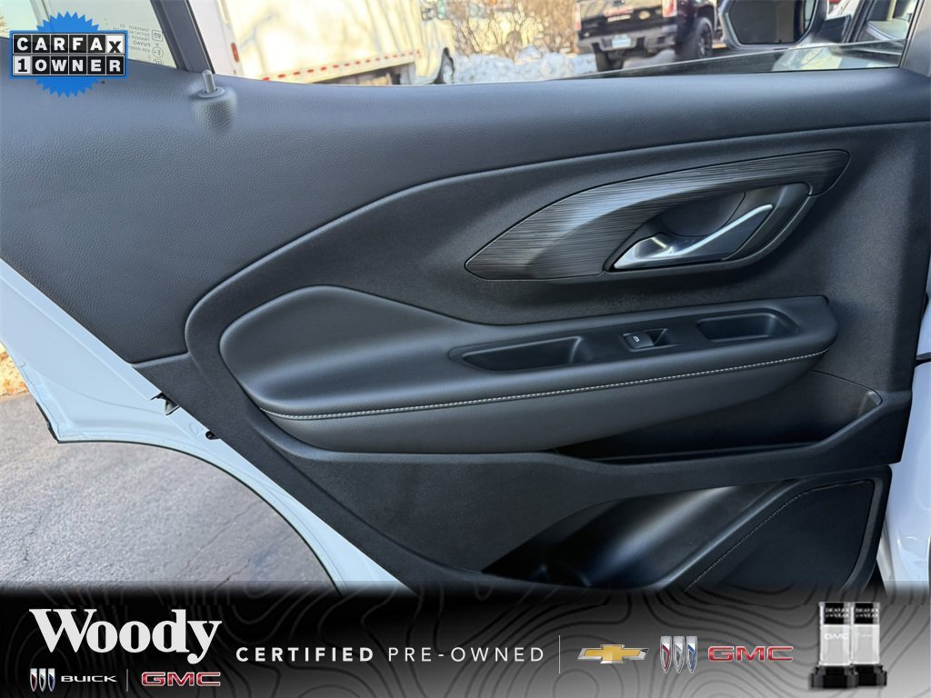 2023 GMC TERRAIN - Image 28