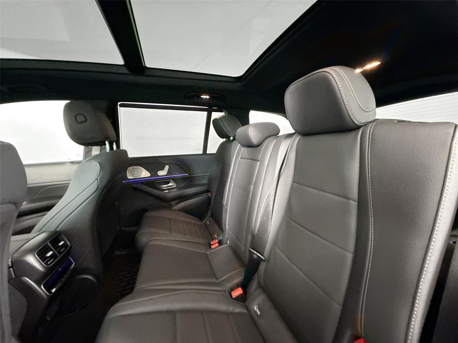 Used 2025 MANUFAKTUR Alpine Grey Mercedes-Benz GLS 450 image 34