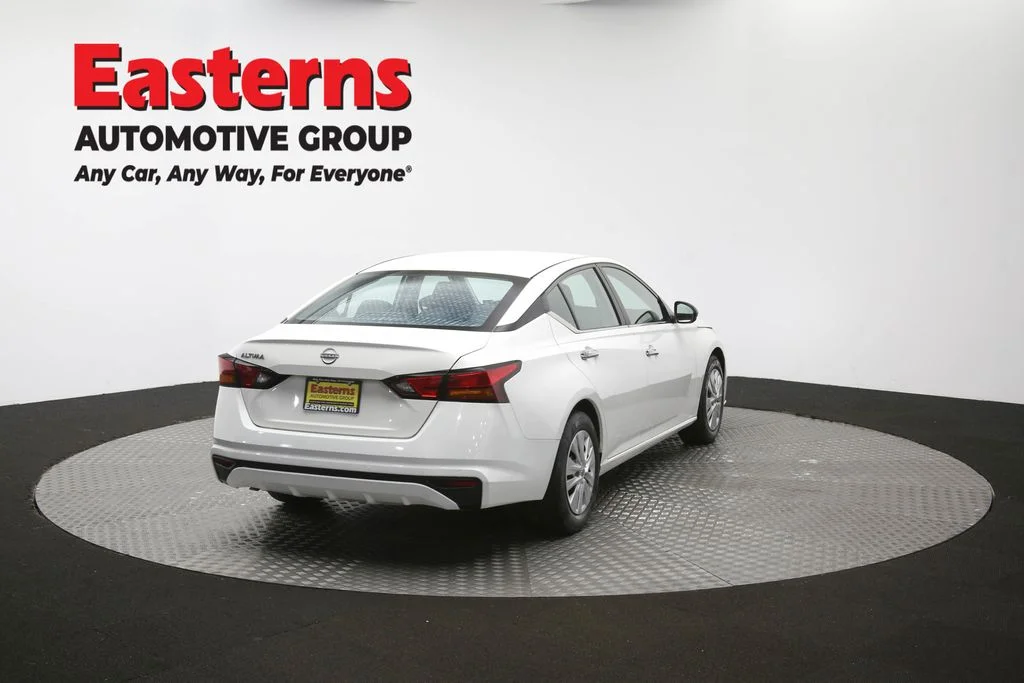 Used 2024 White Nissan 2.5 S image 38