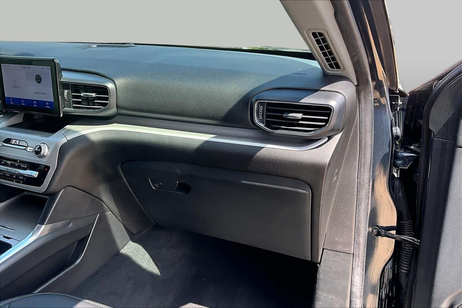 Used 2022 Stone Blue Metallic Ford XLT image 18