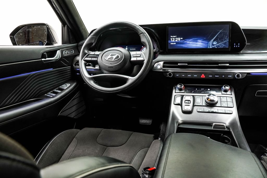 Used 2025 Black Hyundai Calligraphy Night Edition image 25