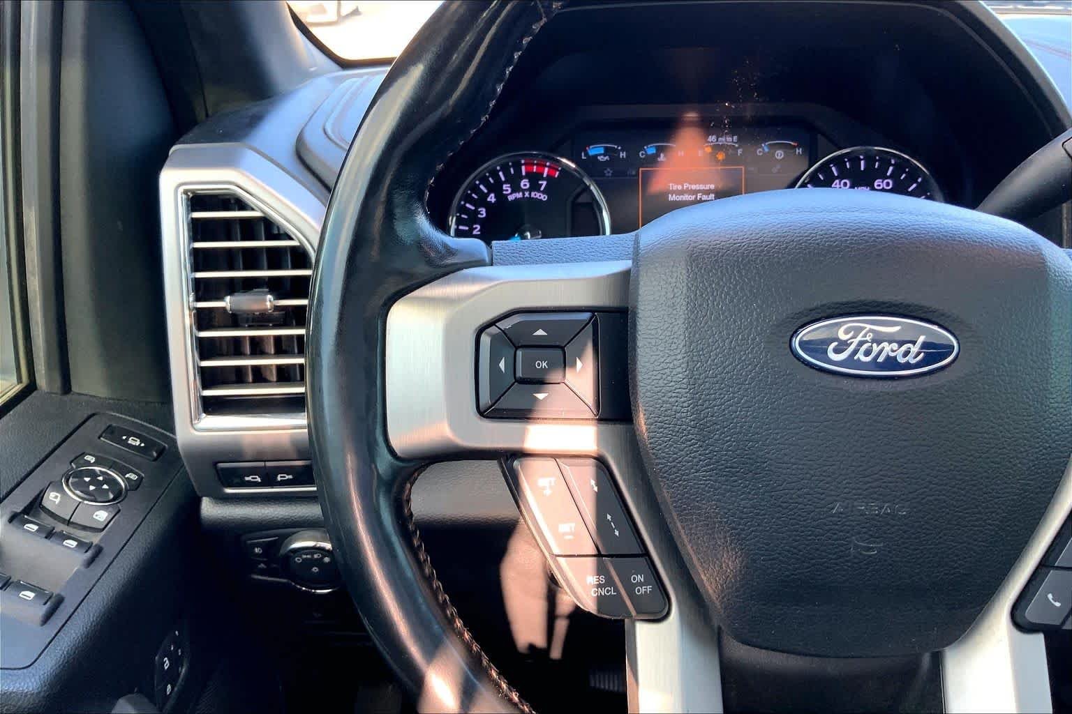 Used 2018 Ingot Silver Metallic Ford Platinum image 24