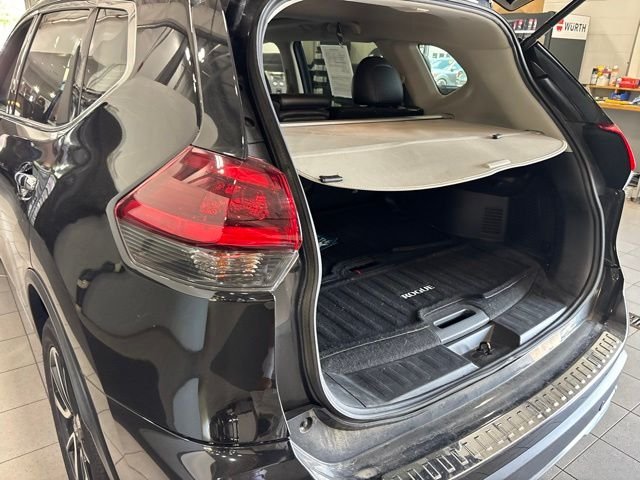 Used 2019 Black Nissan SL image 10
