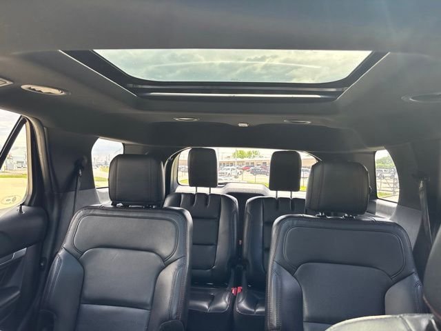 Used 2018 Black Ford Sport image 31