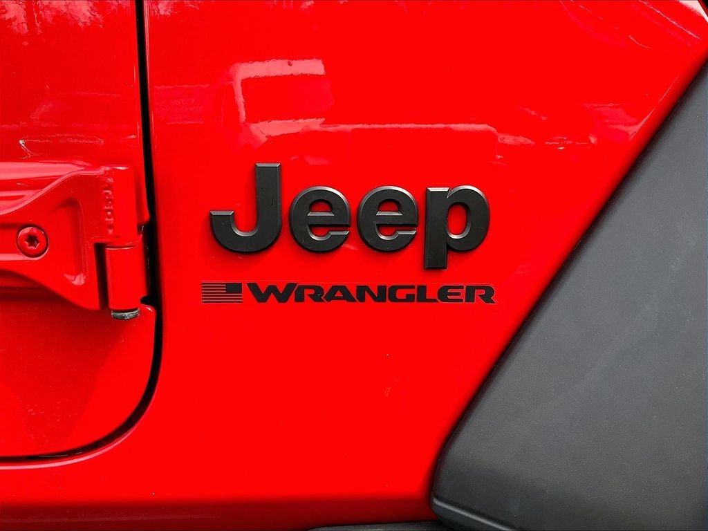 Used 2023 Firecracker Red Clearcoat Jeep Sport S image 28