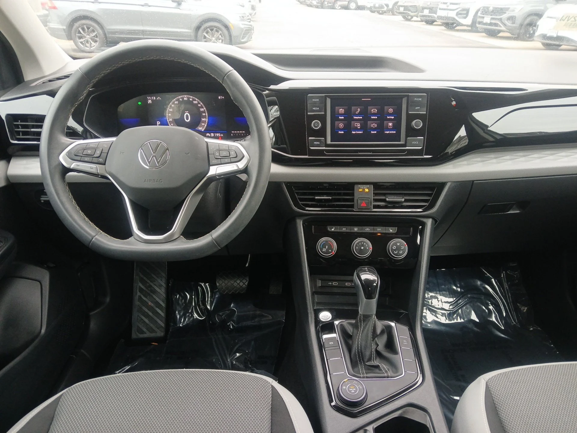 Certified Used 2023  Volkswagen S image 7
