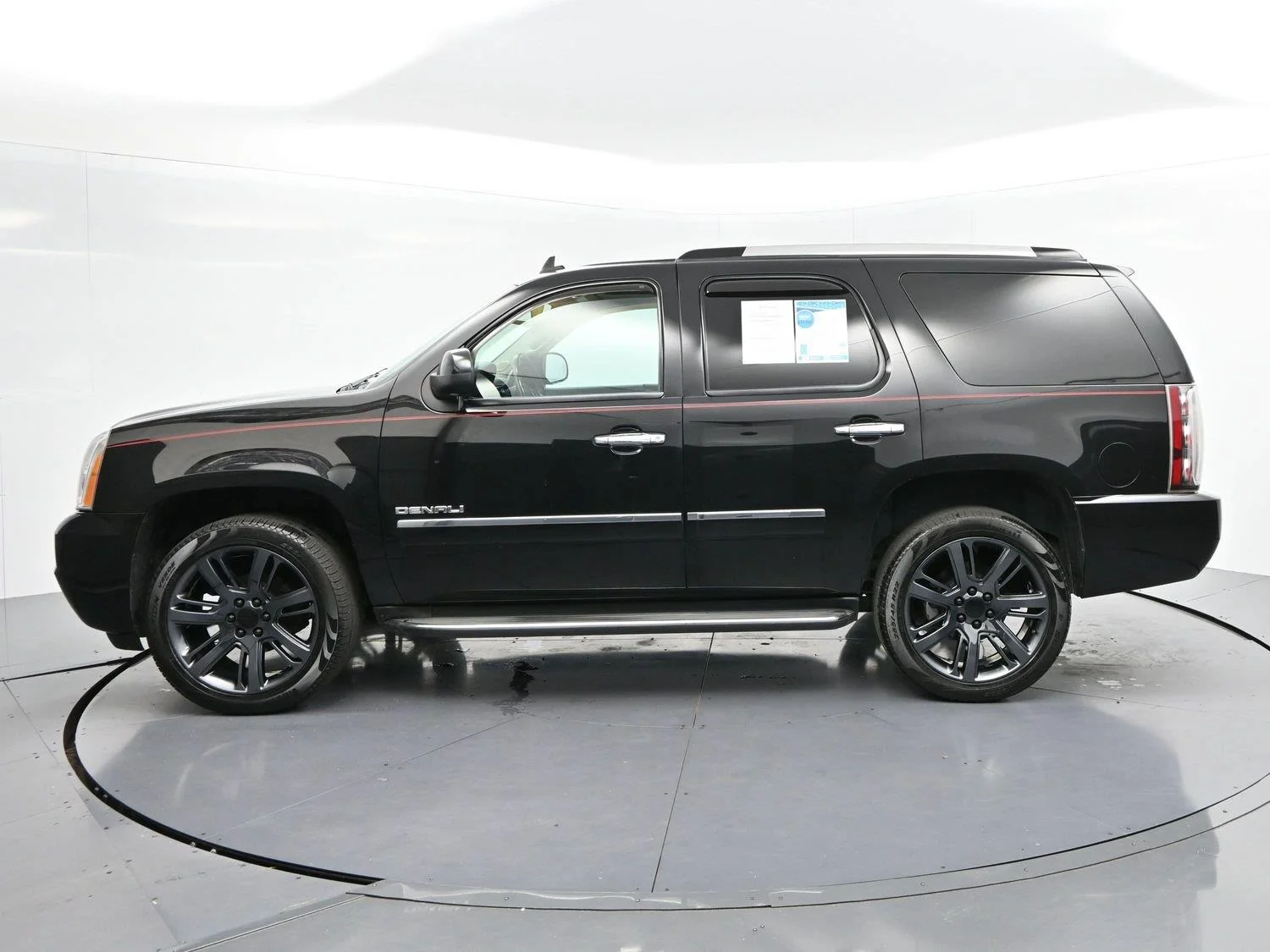 Used 2014 ONYX BLACK GMC Denali image 4