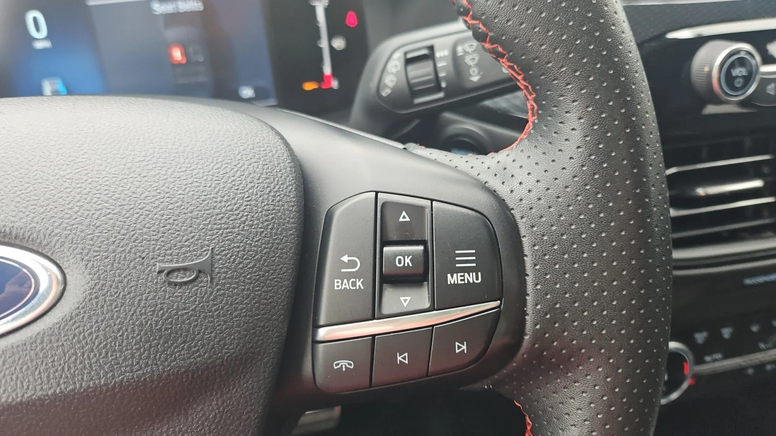Used 2024 Iconic Silver Metallic Ford ST-Line AWD image 18
