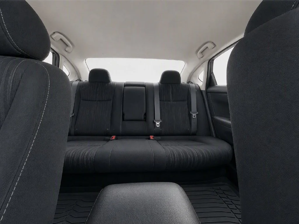 Used 2018  Nissan SV image 17