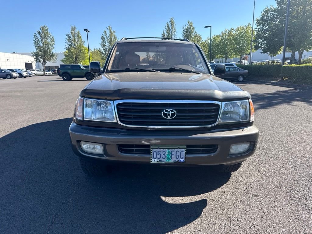 Used 2000 Black Toyota Base image 2