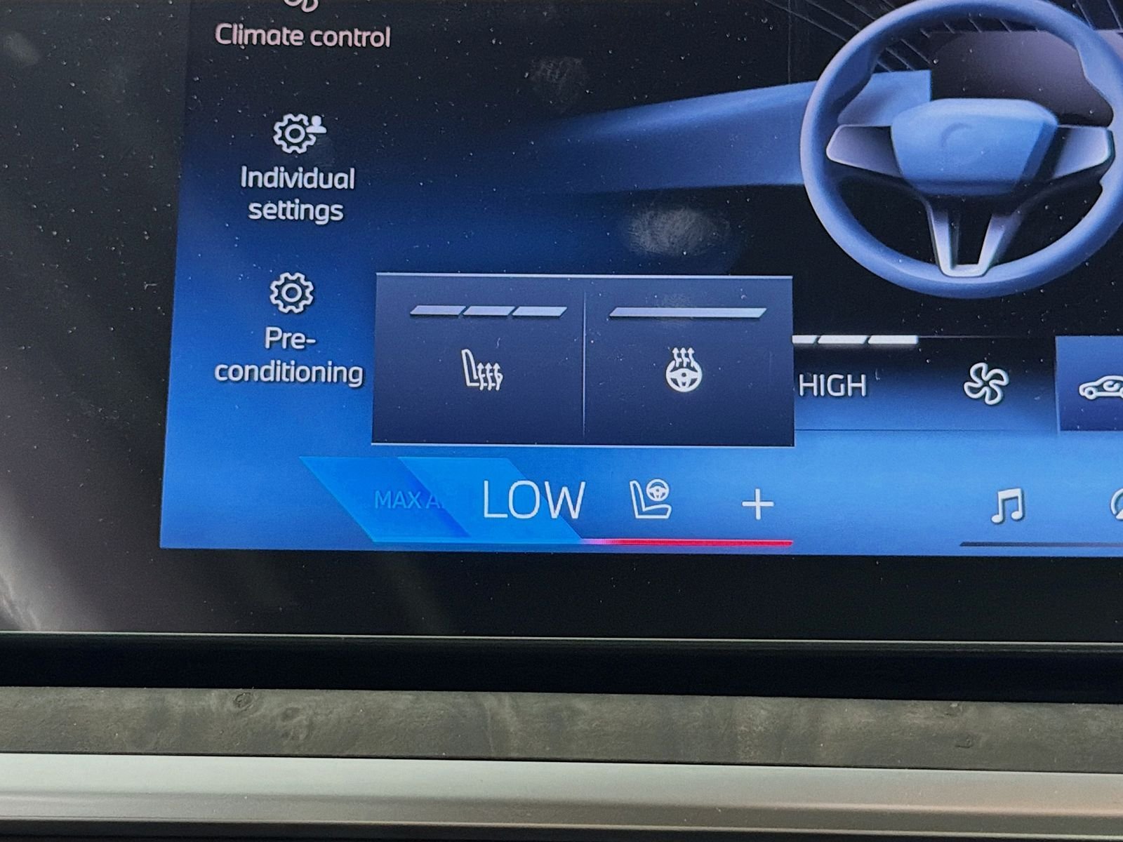 New 2026 Tanzanite Blue II Metallic BMW sDrive40i image 21