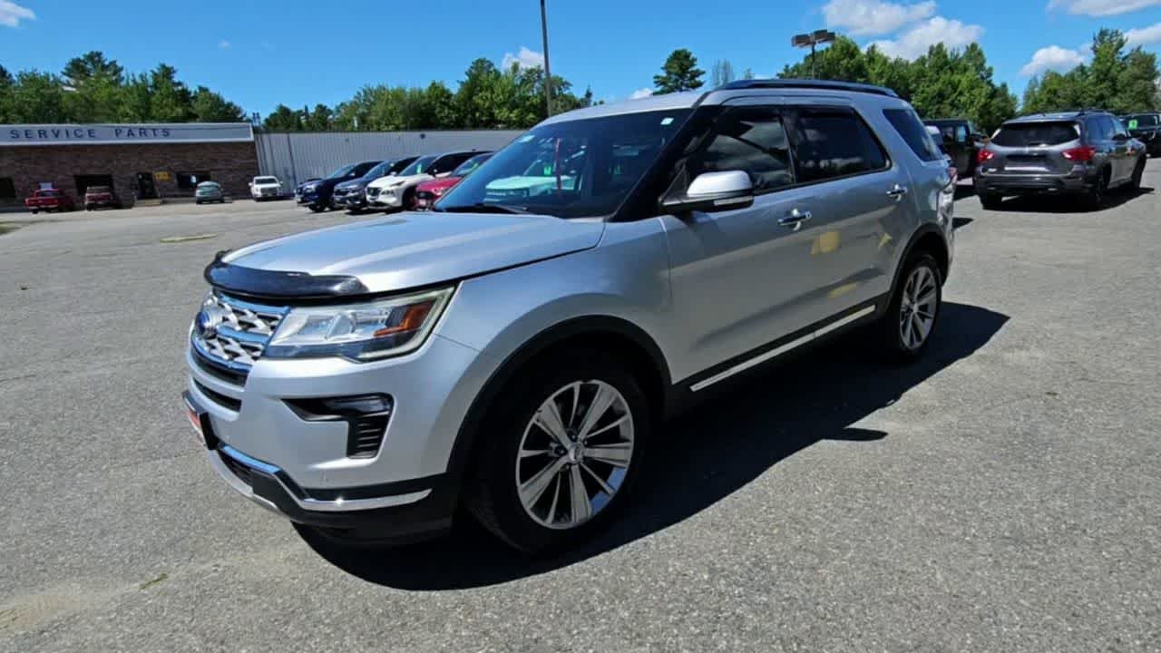 Used 2018 Ingot Silver Ford Limited image 5