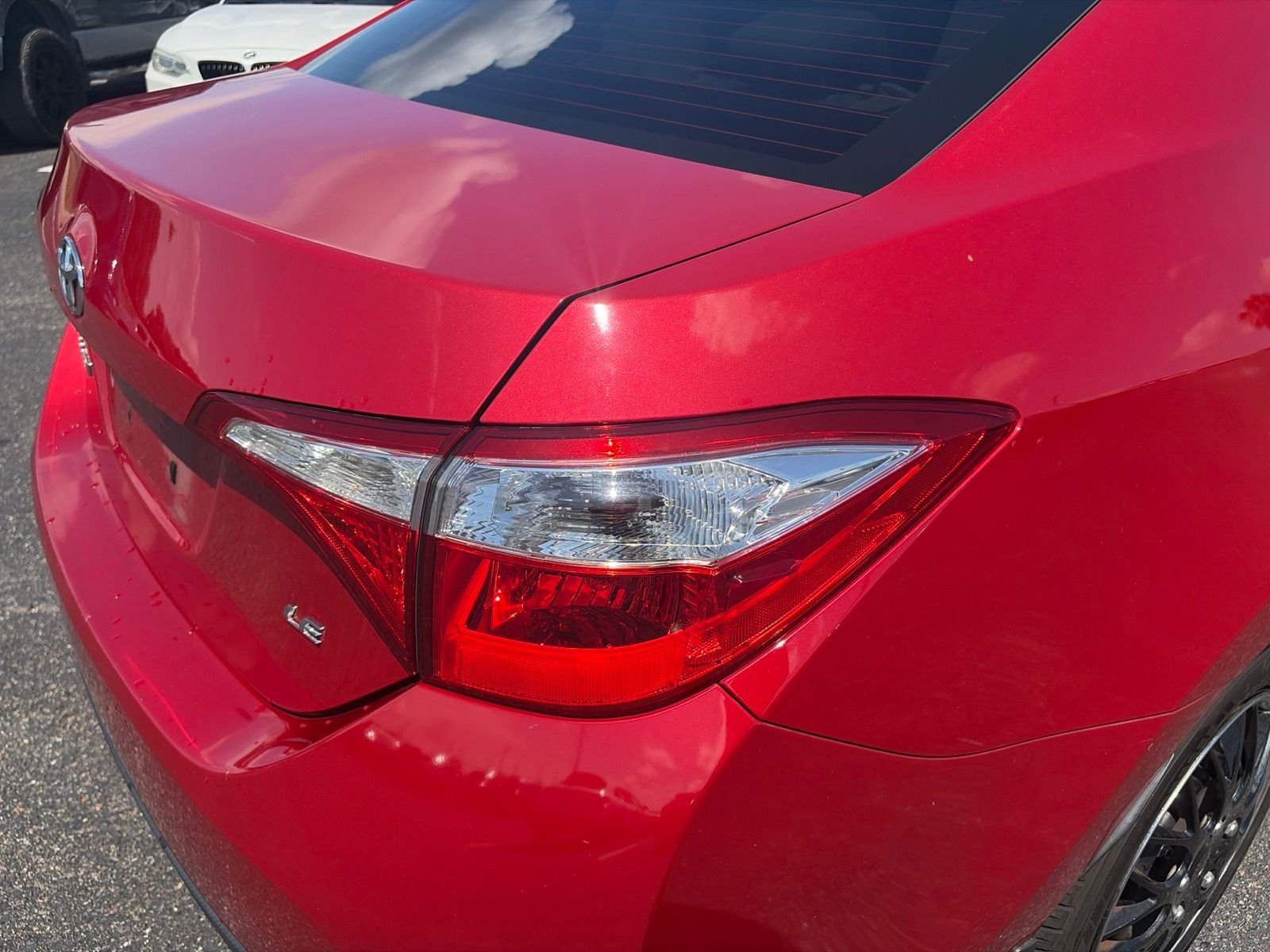 Used 2016 Red Toyota LE image 15