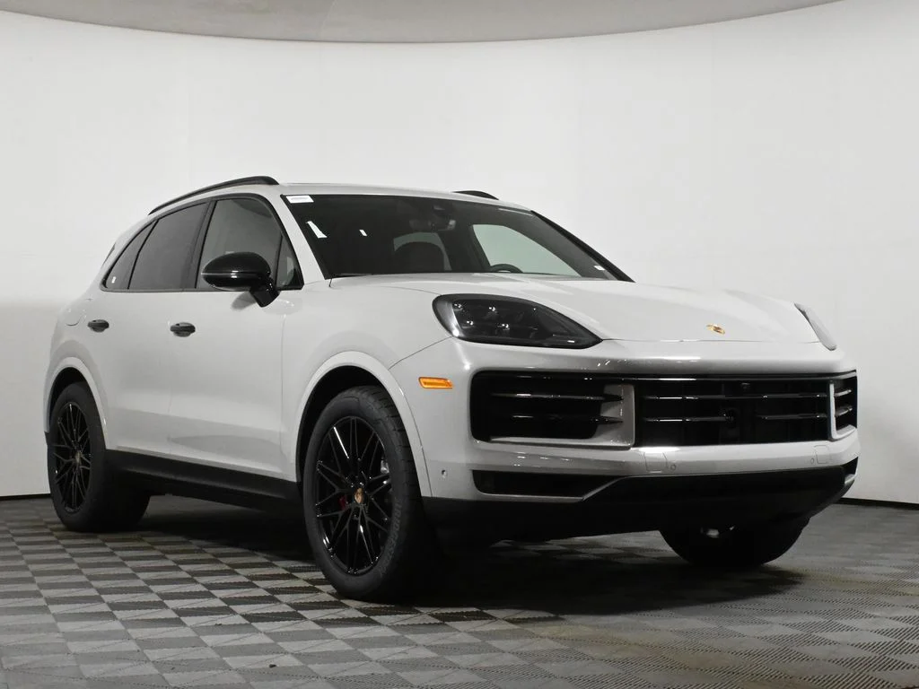 Used 2026  Porsche S image 9
