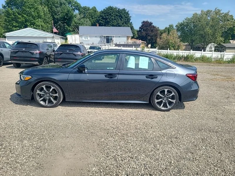 Used 2025 Gray Honda Sport image 3