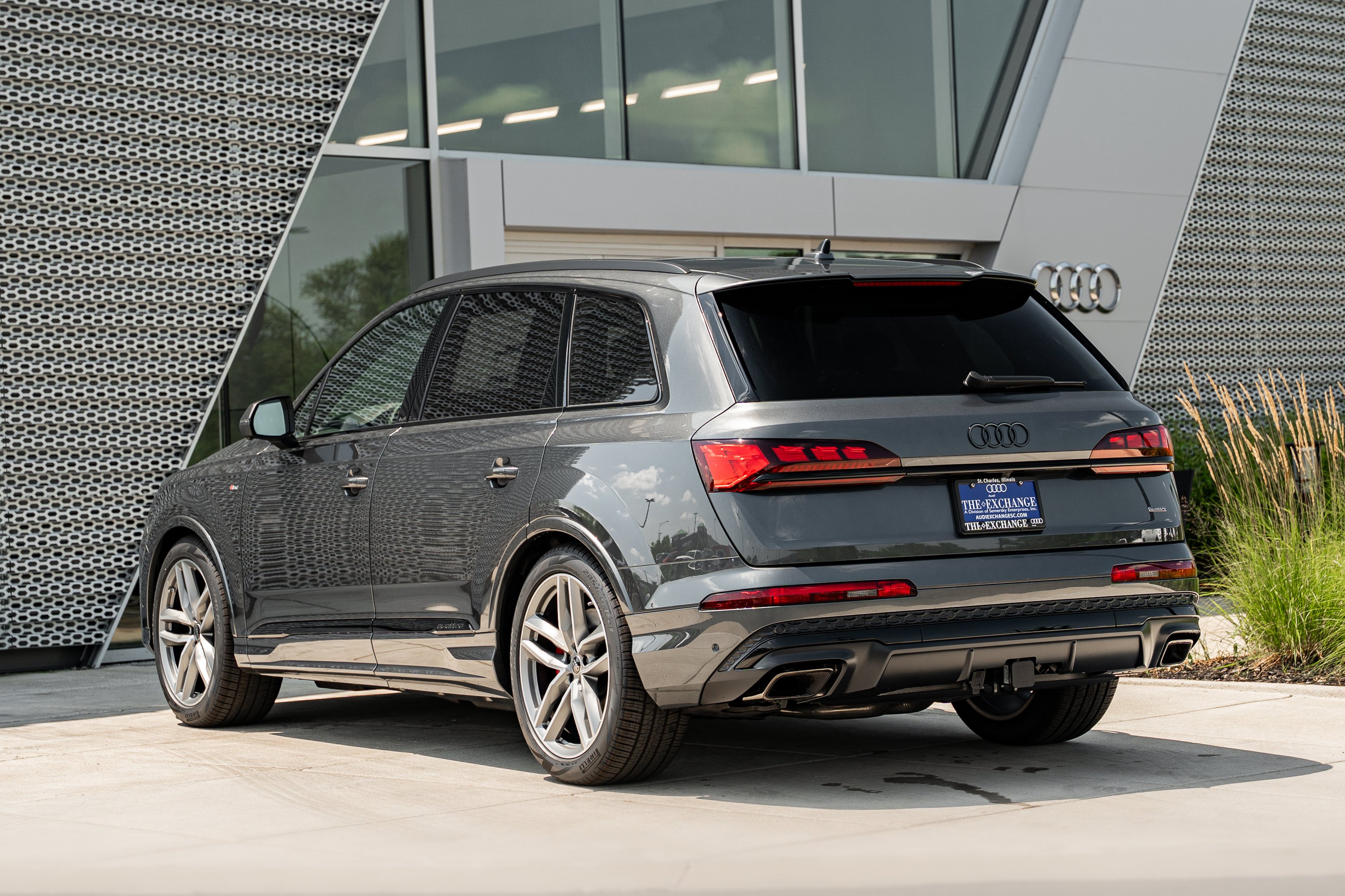 New 2026 Daytona Gray Audi S line Prestige image 5