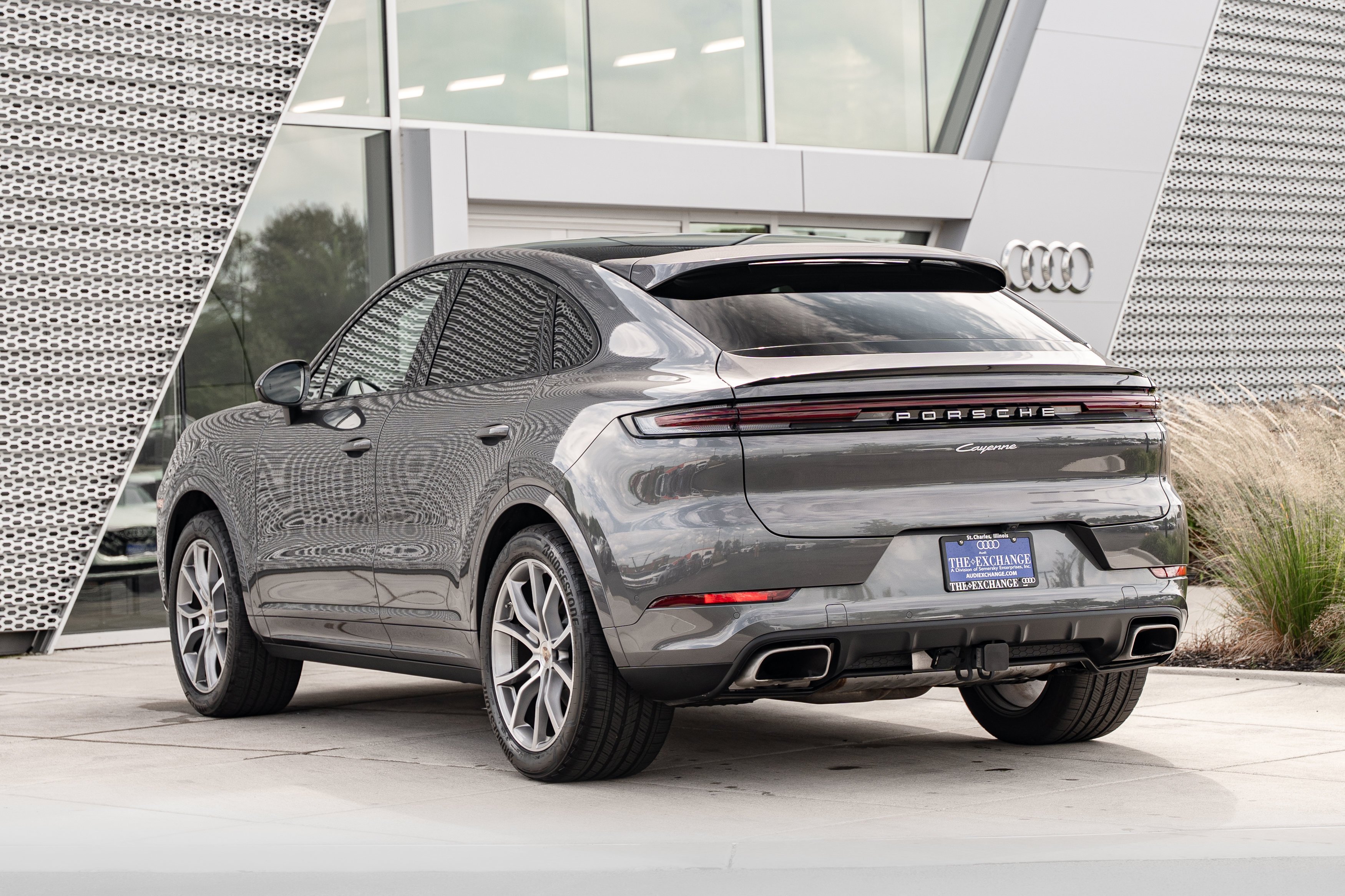 Used 2025 Arctic Gray Porsche Base image 5