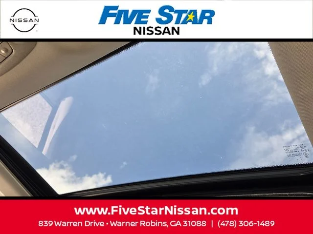 Used 2020 Black Nissan SL image 21