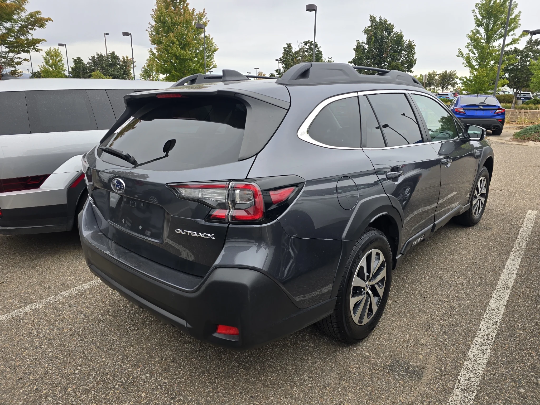 Used 2024 Magnetite Gray Metallic Subaru Premium image 5