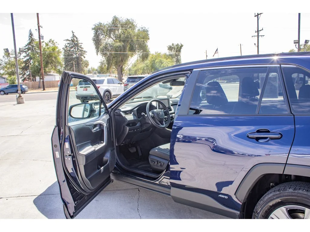 Used 2025 Blueprint Toyota Hybrid XLE image 25