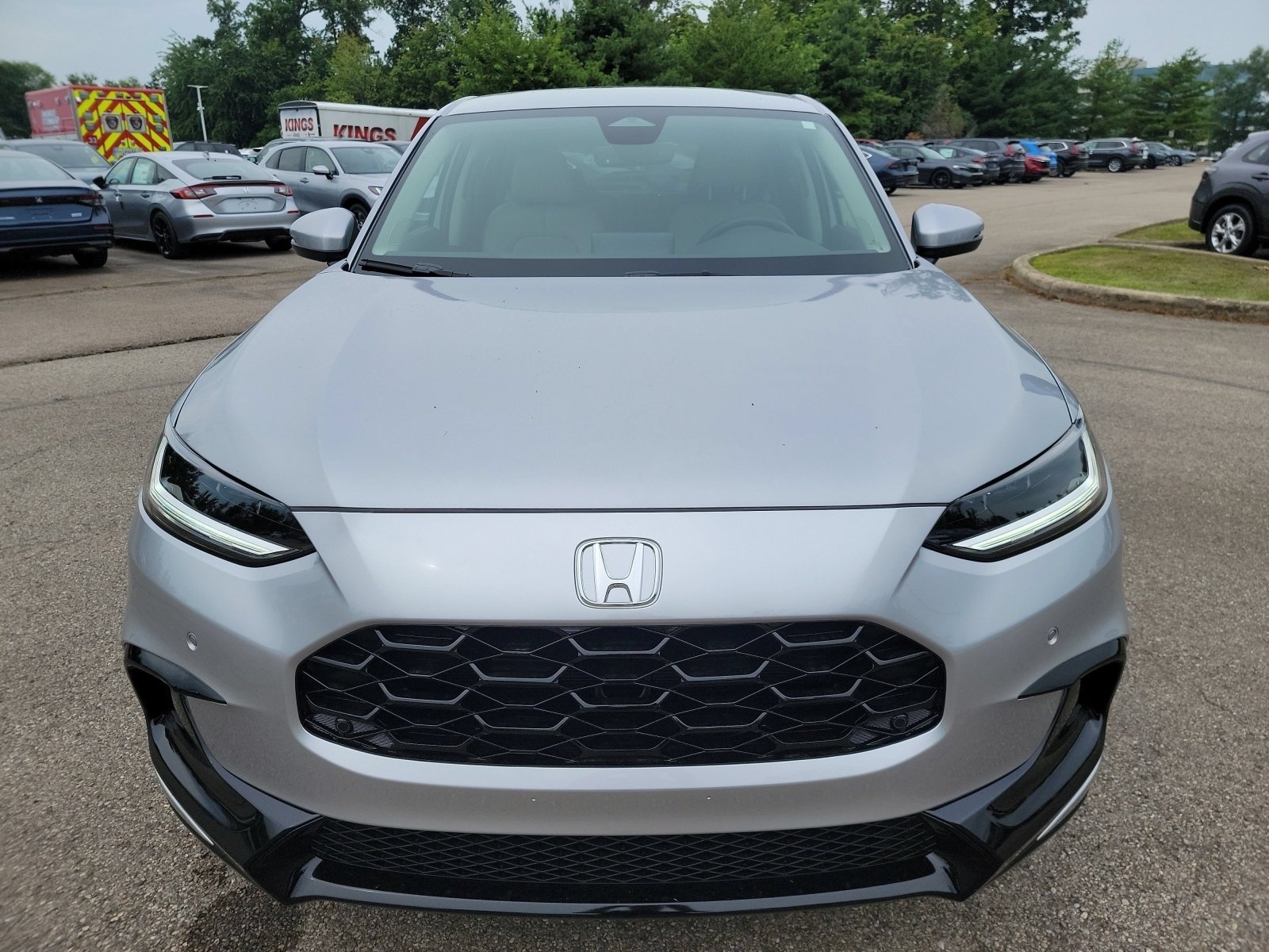 New 2027 Solar Silver Metallic Honda EX-L image 2