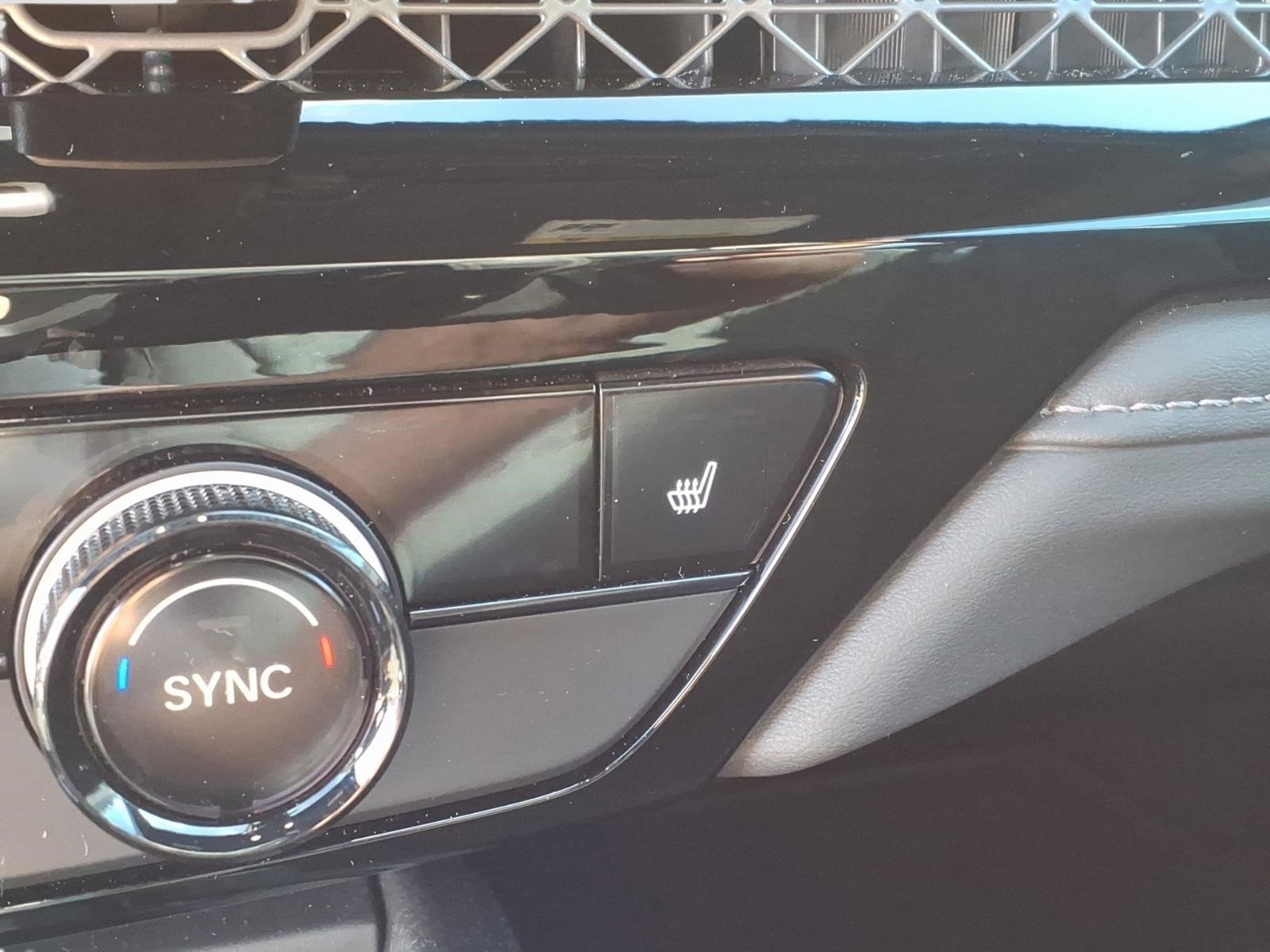 Used 2025  Honda Sport image 16