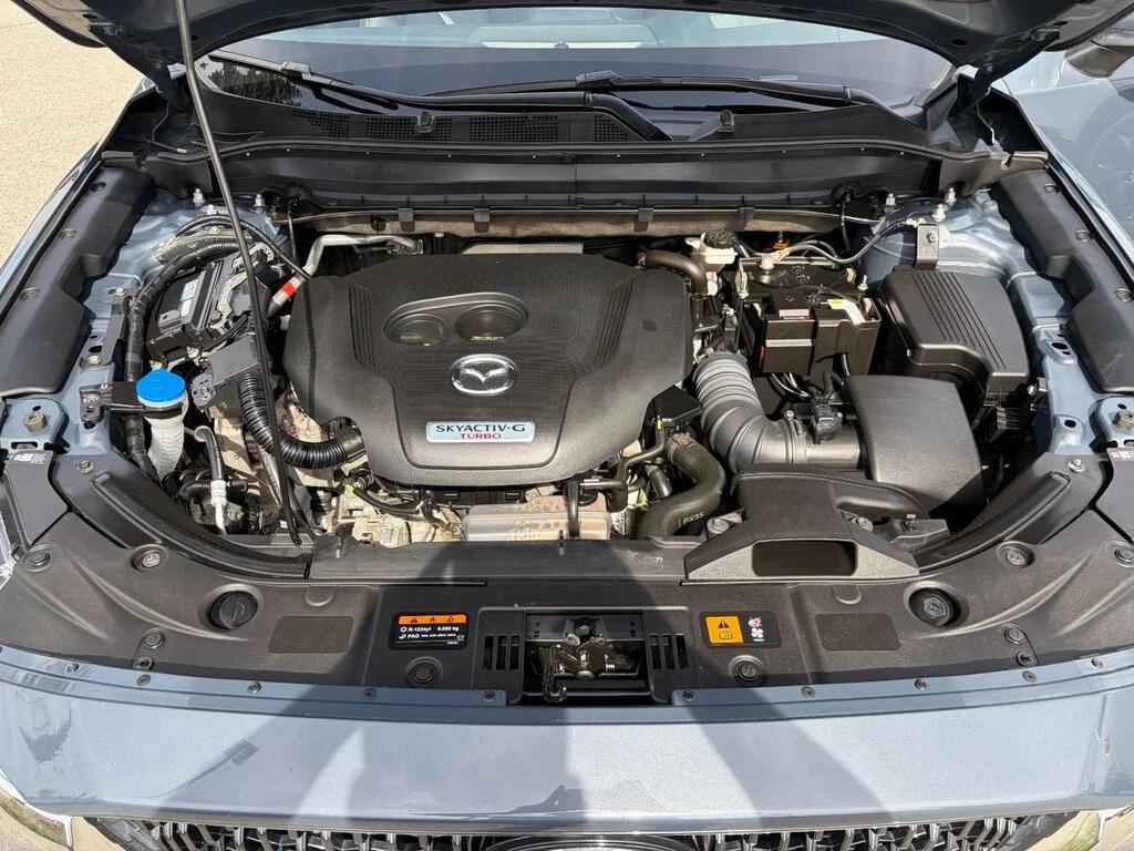 Used 2024  Mazda Signature AWD at Top of the Line. Turbo! Finance a image 35