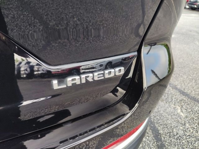 Used 2023 Black Jeep Laredo image 28