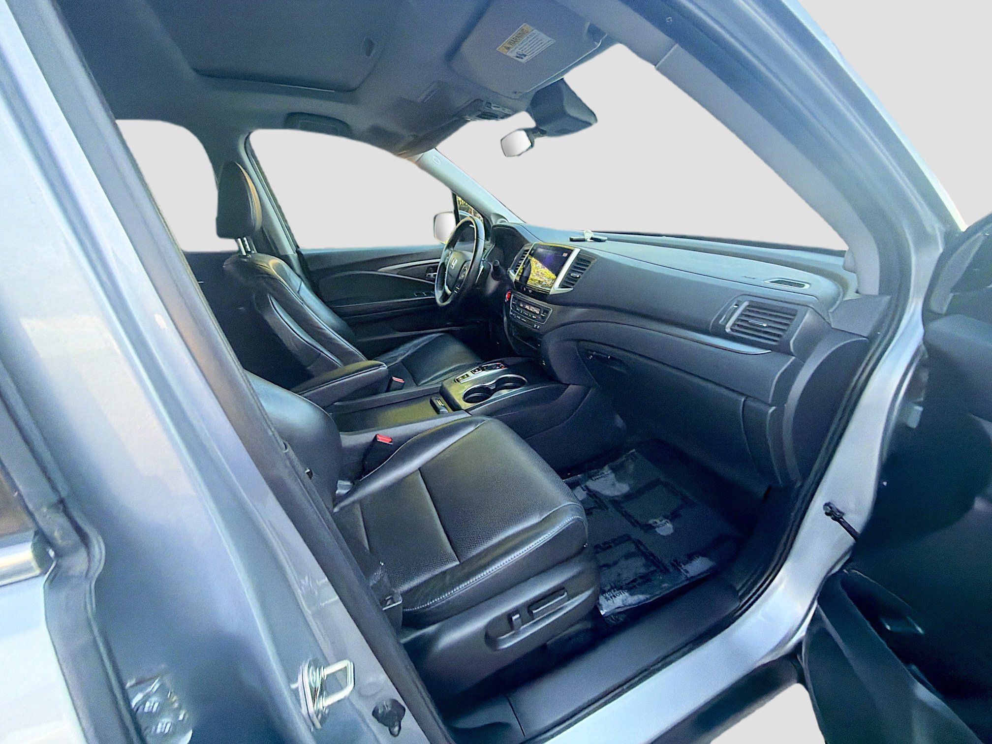 Used 2020 Silver Honda RTL image 29