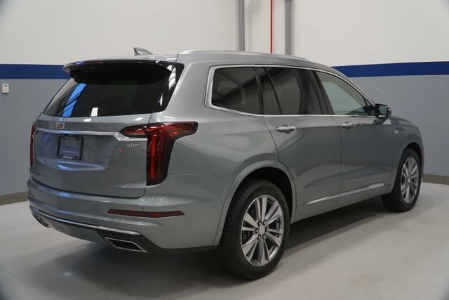 Used 2023 Argent Silver Metallic Cadillac Premium Luxury image 7