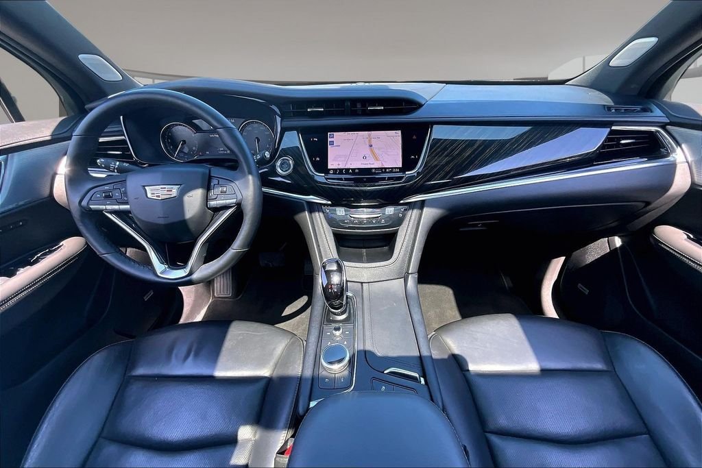 Used 2025 Silver Cadillac Premium Luxury image 15