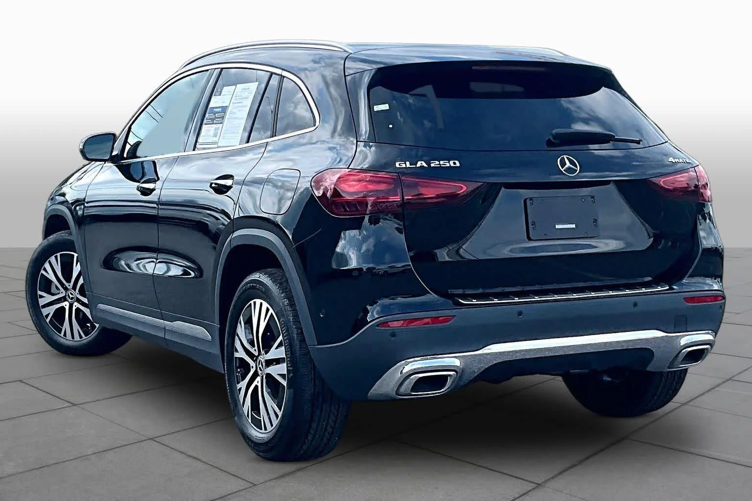 New 2026 Night Black Mercedes-Benz GLA 250 image 12