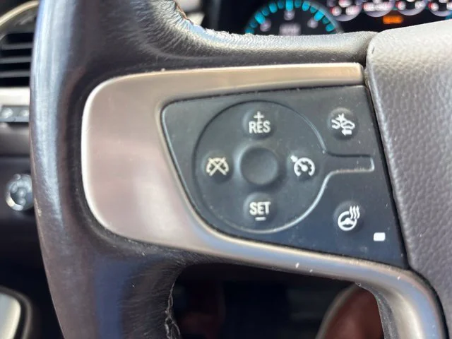 Used 2019 Gray GMC Denali image 9