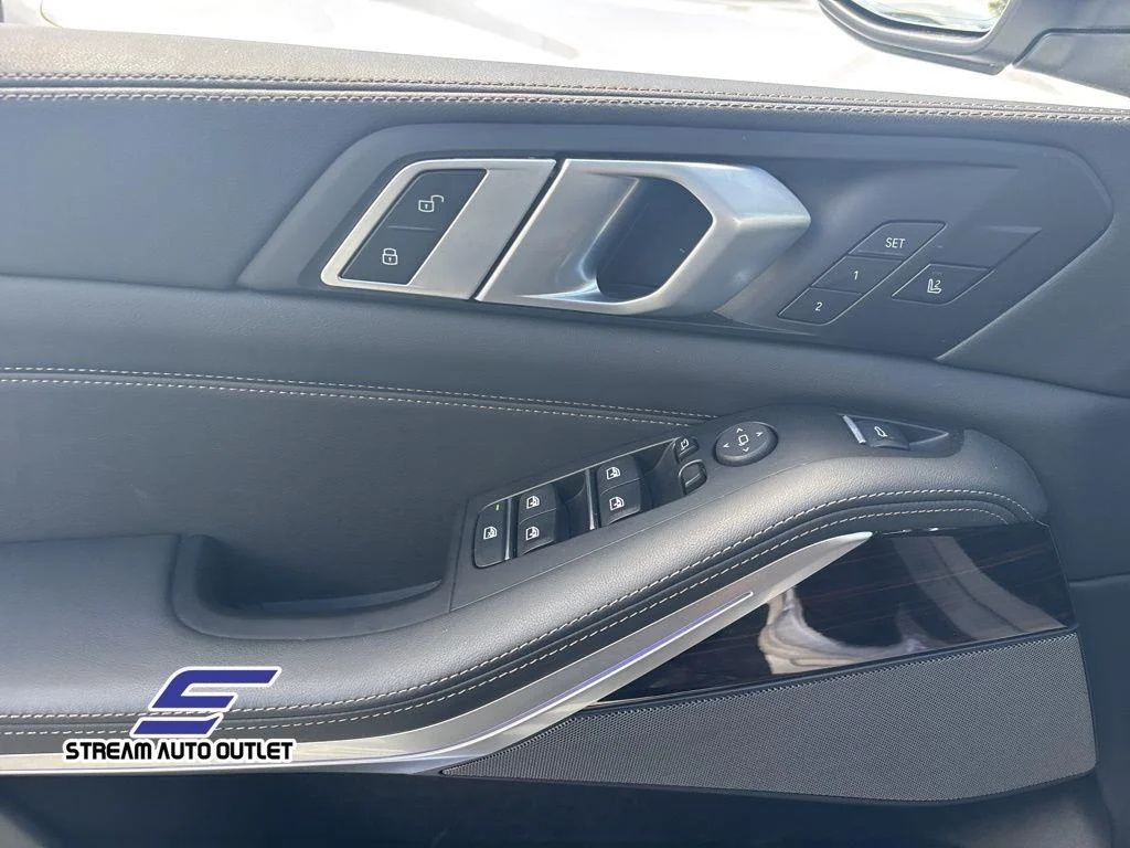 2025 BMW X5 50e - Photo 27