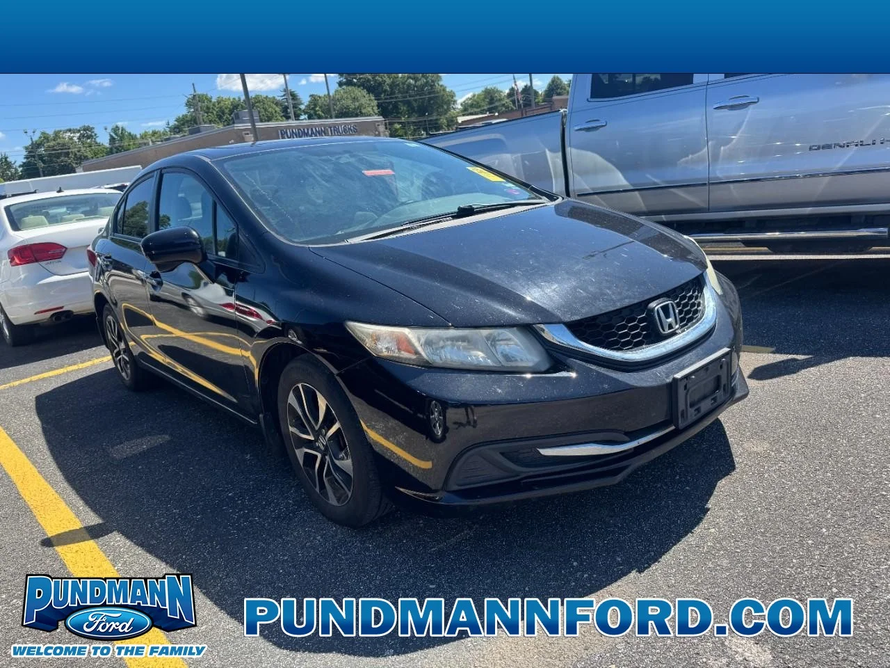 Used 2015 Crystal Black Pearl Honda 4dr CVT EX image 1