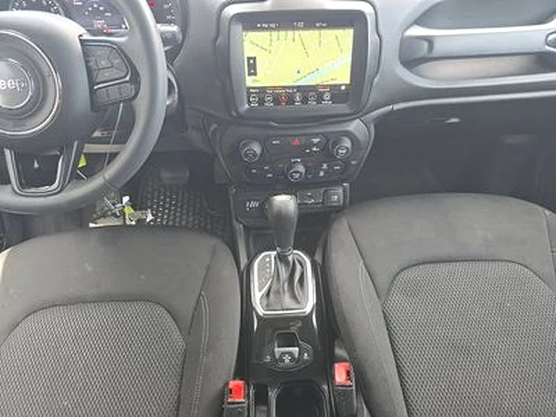 Used 2022 Gray Jeep Altitude image 11