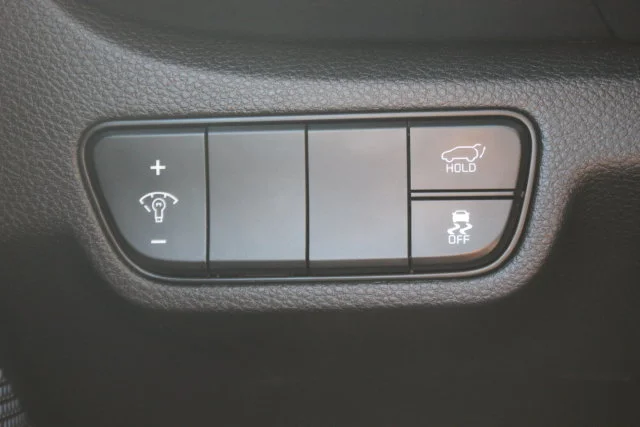 Used 2024 White Kia SX image 18