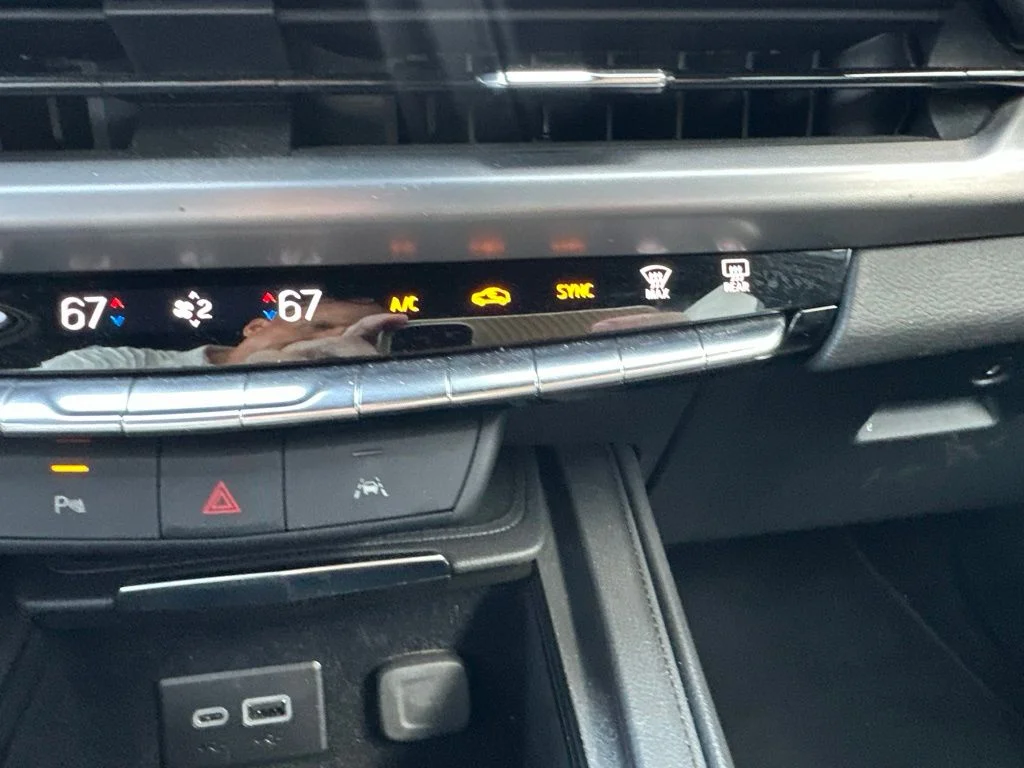 Used 2025 Black Cadillac Premium Luxury image 18