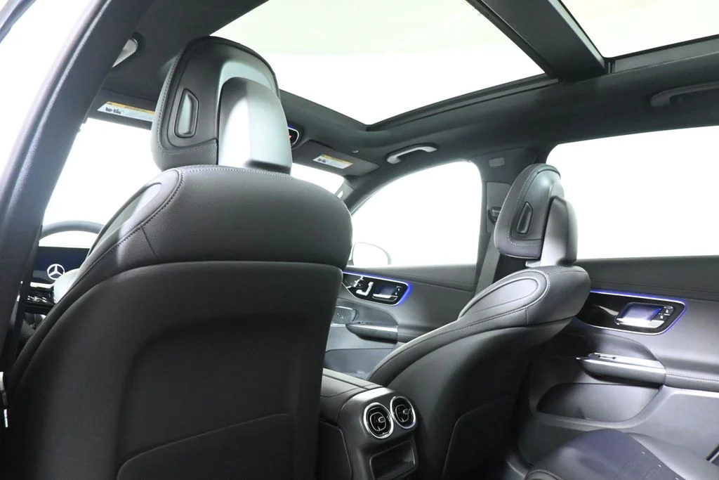 New 2026 Silver Mercedes-Benz GLC 300 image 29