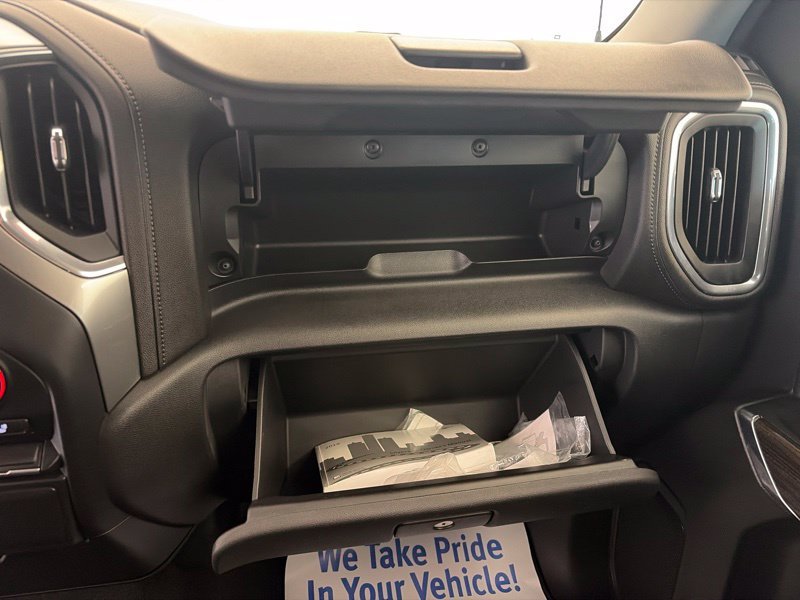 Used 2019 Black Chevrolet LT image 32