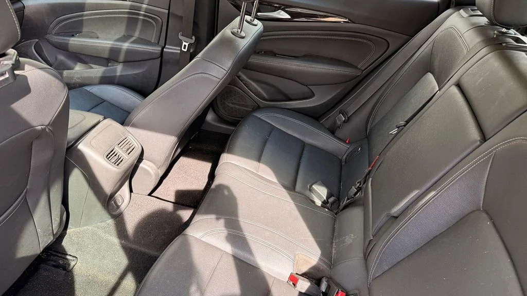 Used 2020 Black Buick Essence image 4