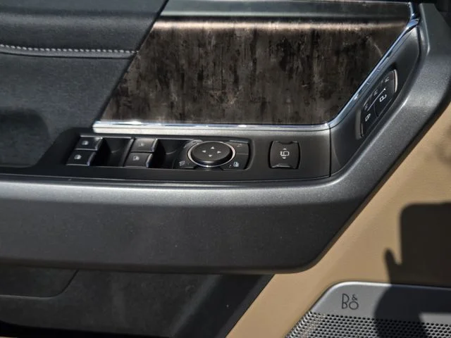 New 2026 Star White Metallic Tri-Coat Ford F-350® Lariat® image 37